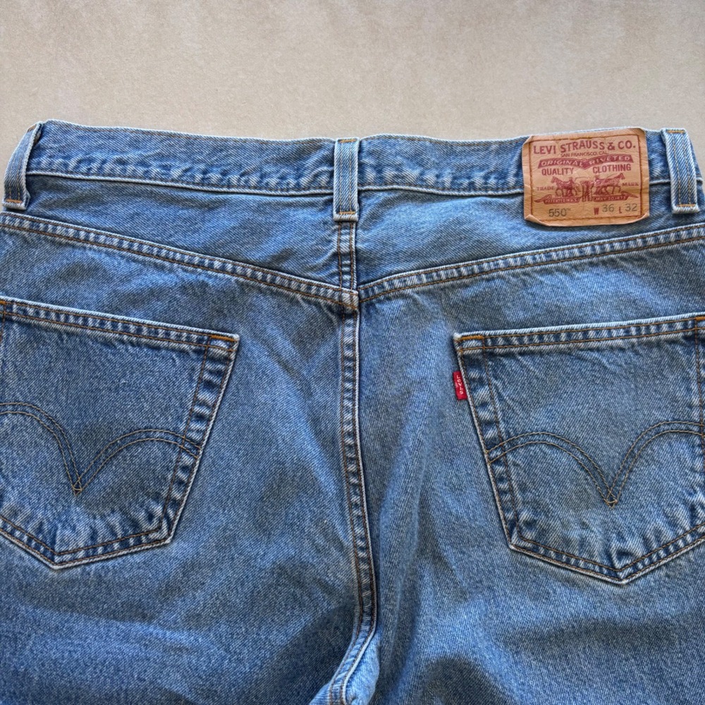 Y2K Levi's 550 Relaxed Fit Jeans 36x32 Blue Denim‎